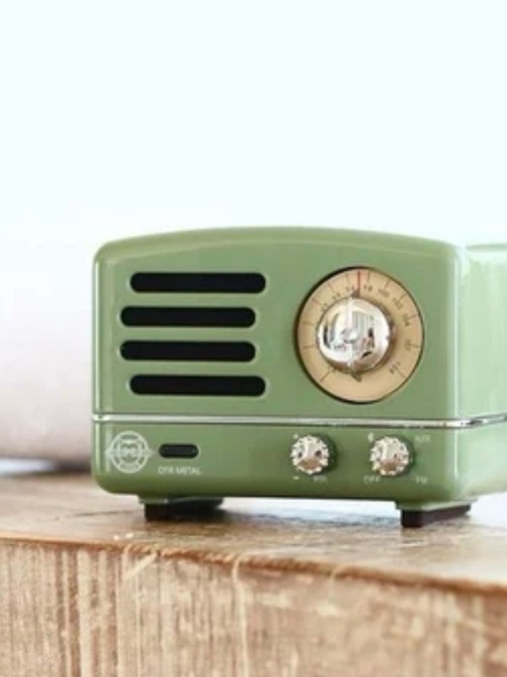 Light Green Muzen Portable Bluetooth Speaker